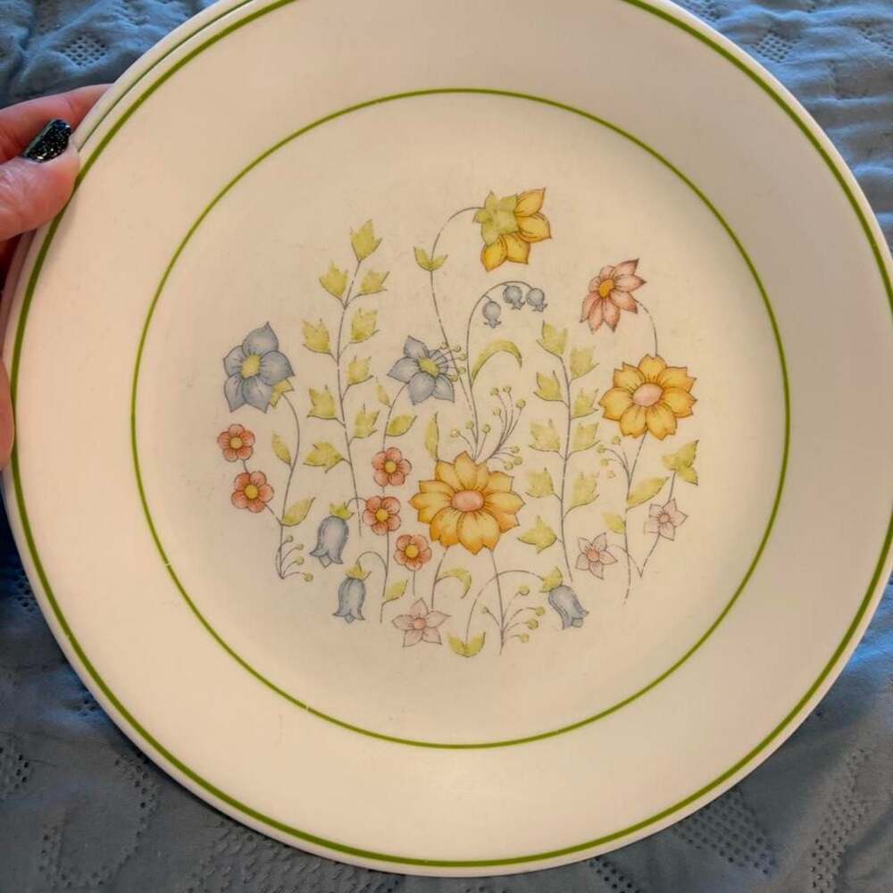 Corelle Spring Meadow Salad Plates Set of 3 Floral Dinnerware